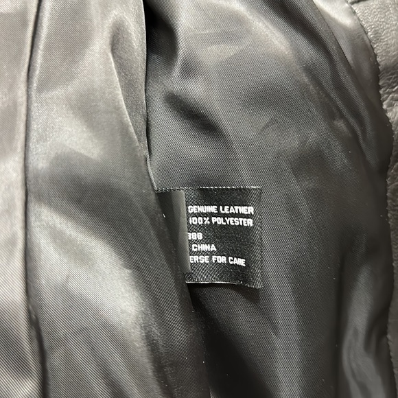 Avanti Black Genuine Leather Women’s Jacket - Picture 6 of 10